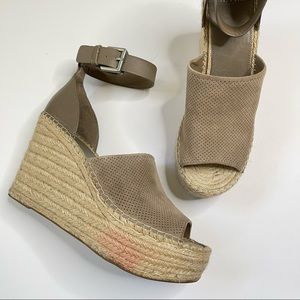 Marc Fisher Adalyne Platform Sandals